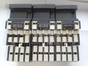 Moeller DiL00AM 3NO контактор 20A 230VAC 50Hz