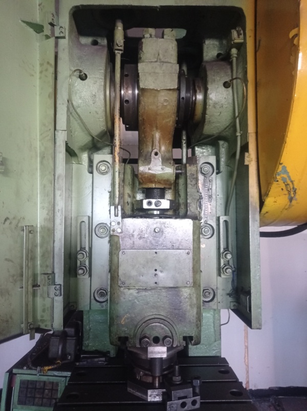 Пресс КД 2128 Е