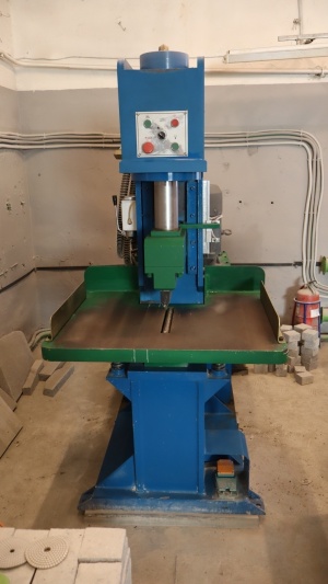 Камнекольный станок (Пресс)