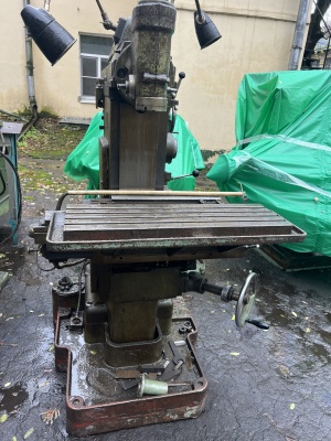 676 станок фрезерный универсальный