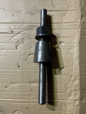 Оснастка и запчасти для бесцентровошлифовальных станков 3Е183, 3Е184