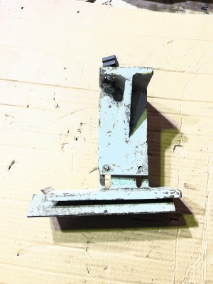 Оснастка и запчасти для бесцентровошлифовальных станков 3Е183, 3Е184