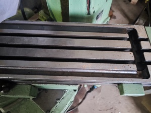 Универсально-фрезерный станок ME-1000