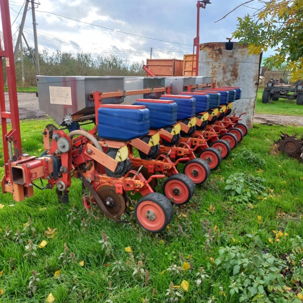 Сеялка пропашная TCM 4150А