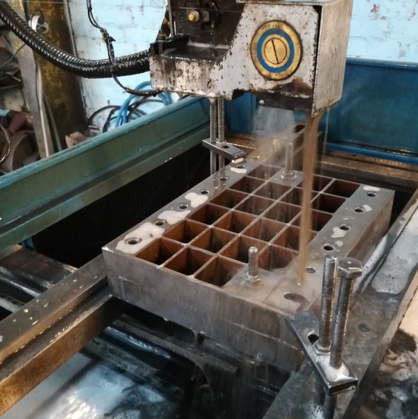 Изготовление деталей на электроэрозионных проволочно-вырезных станках с ЧПУ