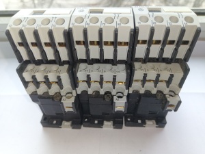 Moeller DiL00AM 3NO контактор 20A 230VAC 50Hz