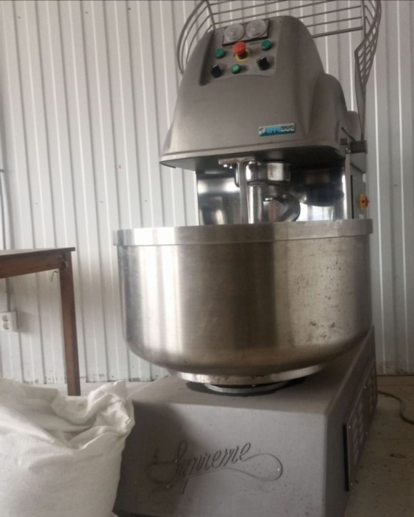 Тестомес спиральный Effedue M 80 soft