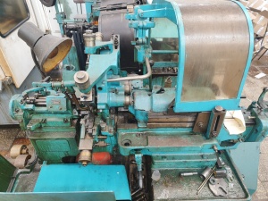 Токарный автомат 1М10ДА