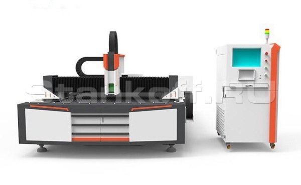 Оптоволоконный лазер для резки металла XTC-F1325S/500 Raycus