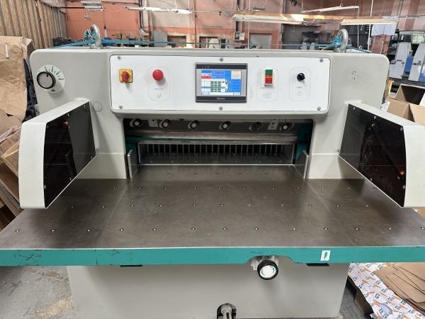 Бумагорезальная машина Perfecta 76