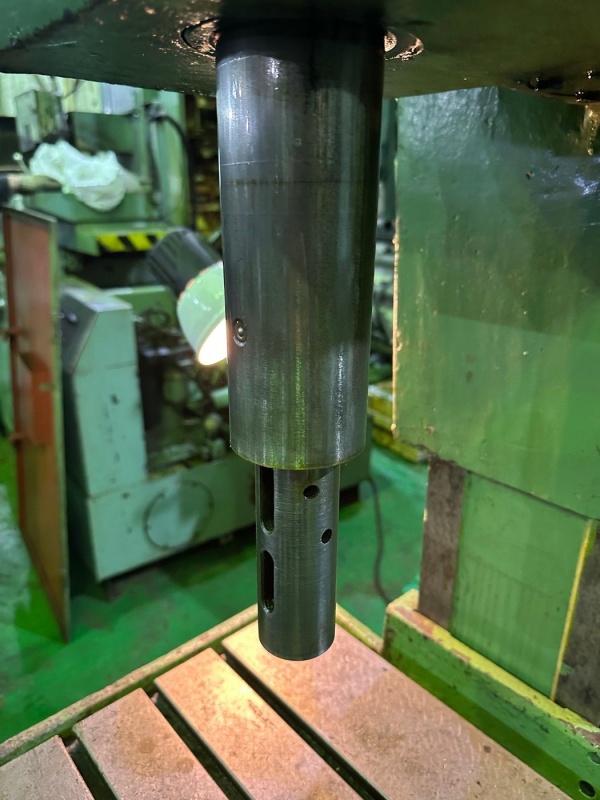 Вертикальный сверлильный станок 2г125 из НИИ