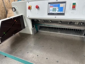 Бумагорезальная машина Perfecta 76