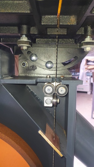 Ленточнопильный станок MJ346E (шкив 600 мм)