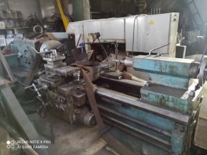 Станок токарно-винторезный 1М63