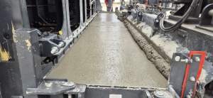 Бетоноукладчик AJAX SPX-754 для укладки бетонного покрытия шириной от 3,5 до 7,5 м