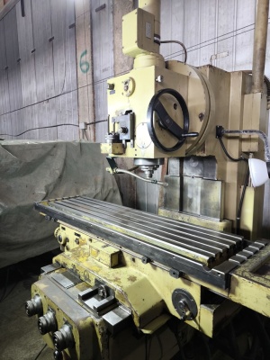 Cтанок FSS 400 2/PS вертикальный консольно-фрезерный