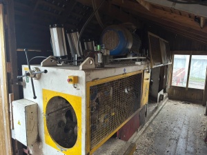 Станок (линия) для оцилиндровки и домостроения