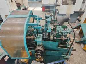 Токарный автомат 1М10ДА