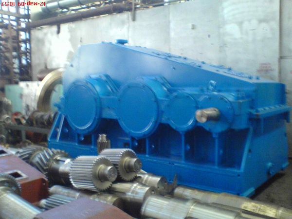 Редуктор Ц3-1250