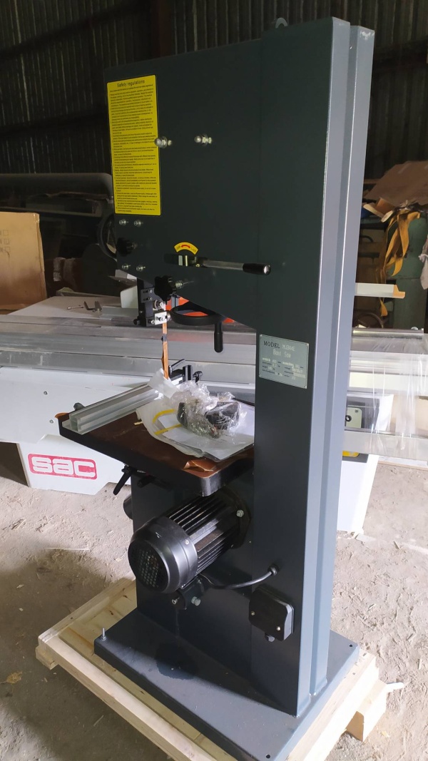 Ленточнопильный станок MJ344E (шкив 400 мм)