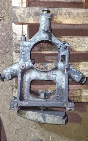 Люнет неподвижный от станков ДИП300 (163, 1М63)