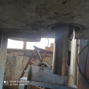 Станок вертикально-фрезерный 2Н135