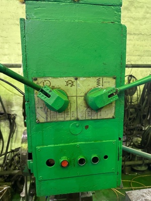 Вертикальный сверлильный станок 2н125