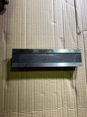 Оснастка и запчасти для бесцентровошлифовальных станков 3Е183, 3Е184