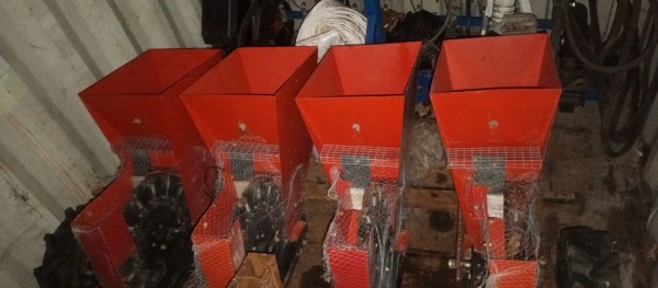 Сеялка 4-х рядная