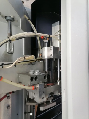 Чпу зачистной станок пвх окон ProfteQ cornerlab 20