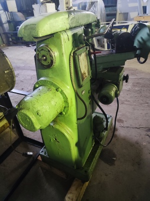 Универсально-фрезерный станок ME-1000