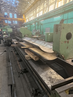 МК-6801-Ф3 - Станок токарный патронно-центровой с ЧПУ;А665-100Ф1-Станок ТОКАРНЫЙ