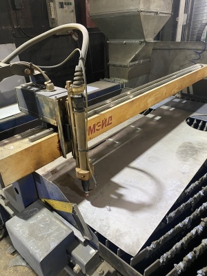 Плазморез «Гиперплазма - 105» (стол в комплекте)