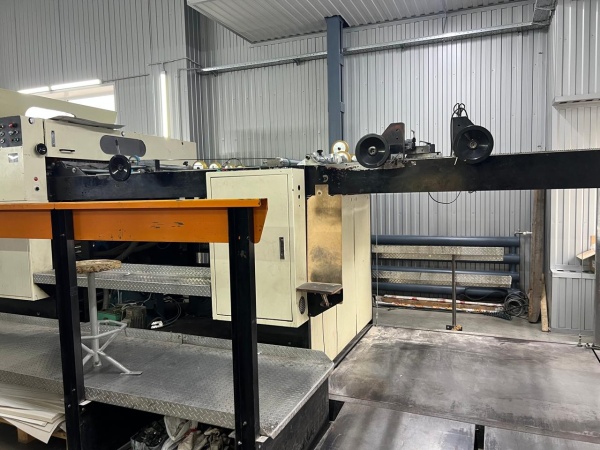 Флаторезка машина SBL NSC-1400, 2003 г.в. 2 рольные зарядки. Ширина роля 1400 мм