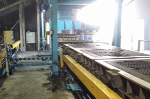 Полуавтоматическая формовочная опочная линия TAEJIN JCL-700B с горизонтальной линией разъема, размером формы 1100х1050х200/200