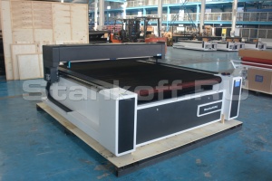 Лазерный станок CO2 с конвейерным столом JW1616-M7-CP/180W