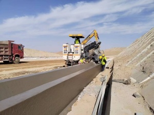 Бетоноукладчик / бордюроукладчик NC-1600