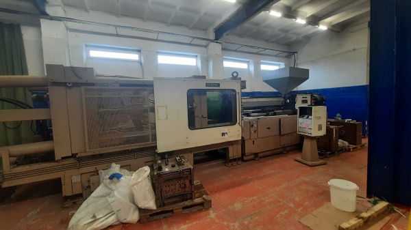 Термопластавтомат STORK 800