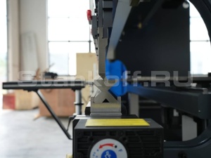 Гидравлический листогибочный 8-осевой пресс KRRASS PBS 135/3200 8 axis