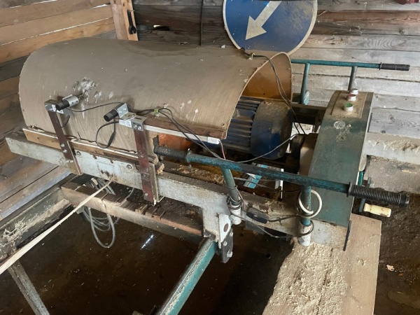 Станок кромкообрезной