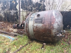 Реактор нержавеющий объем 5 куб, 2 шт