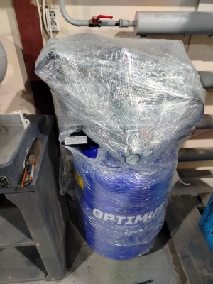 Поршневой компрессор Optimus вертикальный, 420 л/мин, ресивер 150 литров, 2,2 квт / 2 ШТ