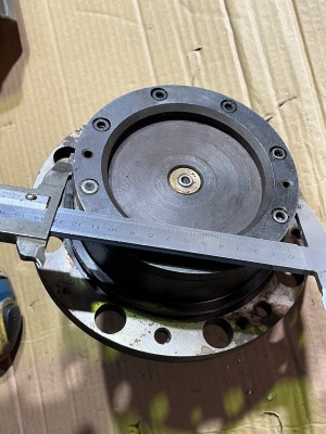 Оснастка и запчасти для бесцентровошлифовальных станков 3Е183, 3Е184