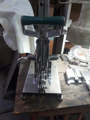 Блок рабочий для клипсатора КН 23