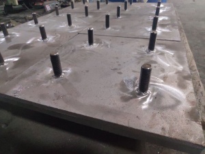 Футеровка высокого качества для ДСО (бункеры, камеры дробления, течки продуктов, питатели и т.п.)