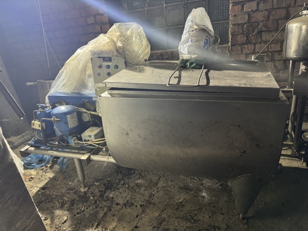 Резервуар-охладитель молока ВМЗ Г6-ОРМ-450