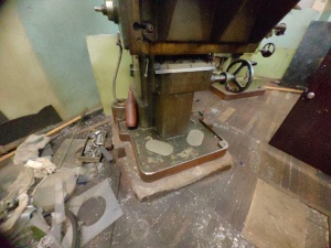 679 станок фрезерный инструментальный широкоуниверсальный