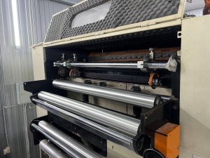 Флаторезка машина SBL NSC-1400, 2003 г.в. 2 рольные зарядки. Ширина роля 1400 мм