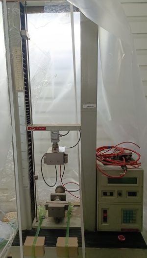 Разрывную машину TESTOMETRIC Англия