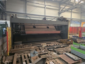 Гидравлические гильотинные ножницы QC11K 18x6000